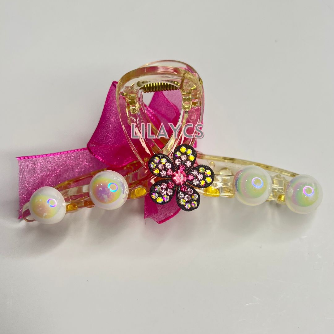 Stylish Fancy Hair Catcher for young lady - 1 pcs